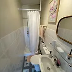 Maison Aux Pieds Des Volcans 오르씨네스
