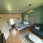 Maison Aux Pieds Des Volcans * 오르씨네스